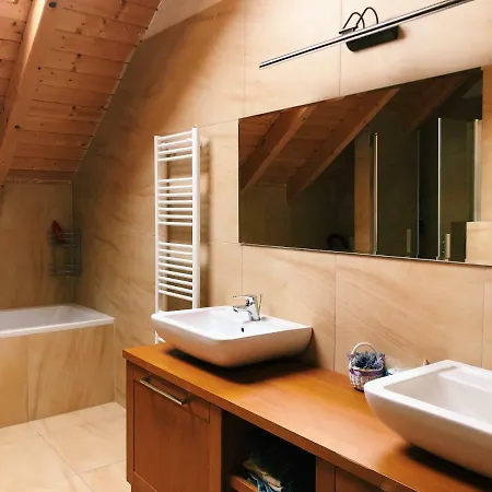 Dom wakacyjny Cozy House *